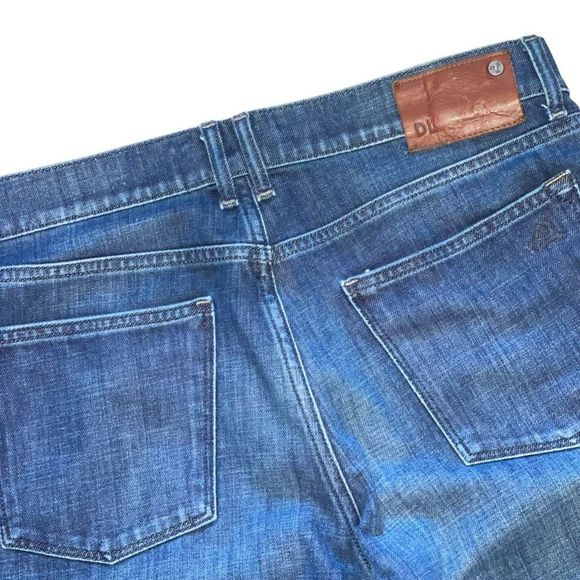 ￼ Vince denim jeans for men size 32​ - Picture 3 of 8